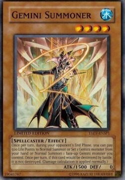 Gemini Summoner (V.2 - Super Rare)